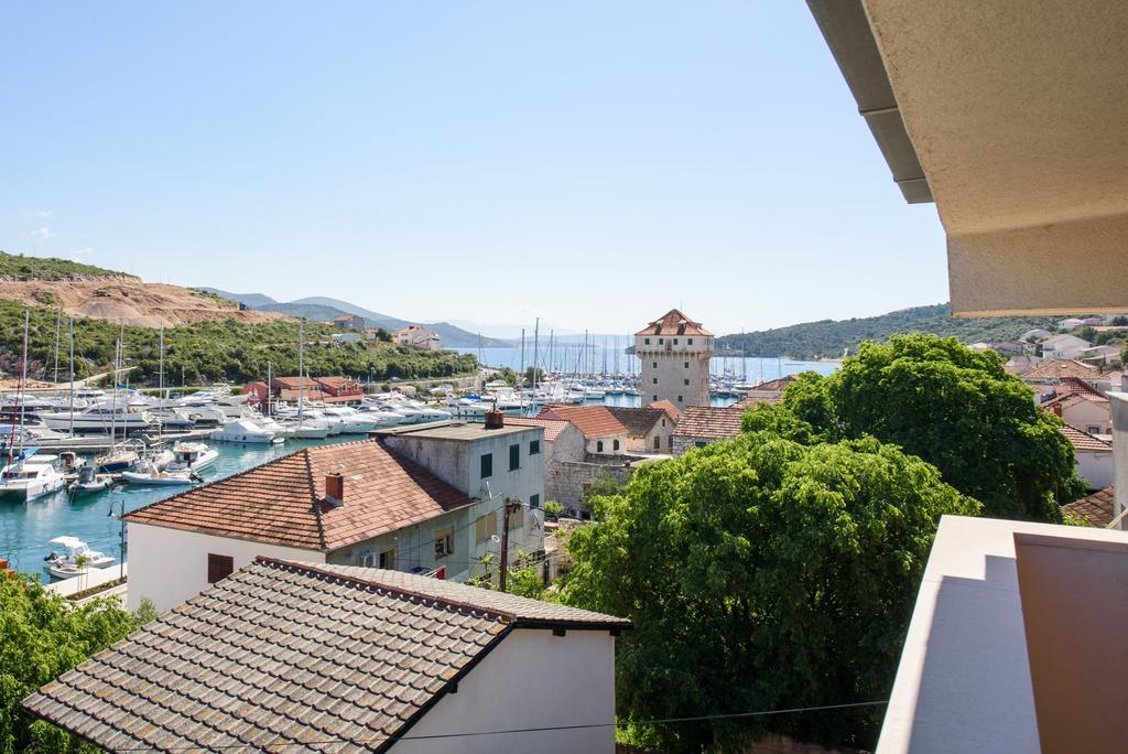 Apartments Petra Marina Zewnętrze zdjęcie