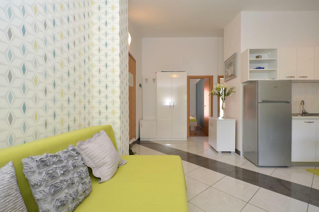 Apartments Petra Marina Zewnętrze zdjęcie
